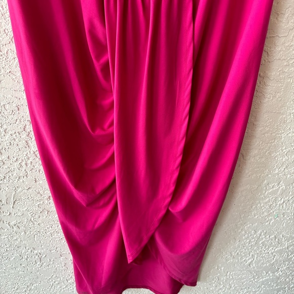 Trendy faux wrap dress with ruching - Picture 4 of 5